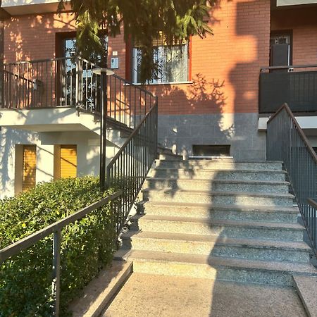 Home Leopardi Humanitas,Forum,Ieo Intero Appartamento Роццано Екстер'єр фото